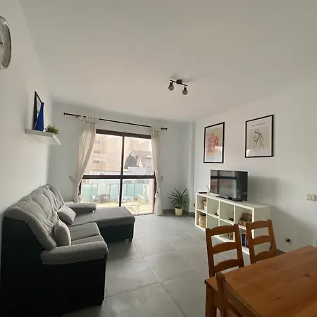 Apartment & Rooftop Lounge