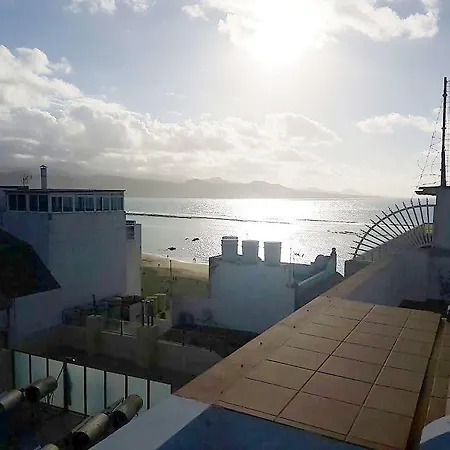 Lägenhet & Rooftop Lounge